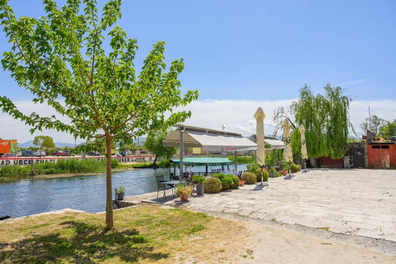 Djudja I Mate Bed & Breakfast Vid Bagian luar foto